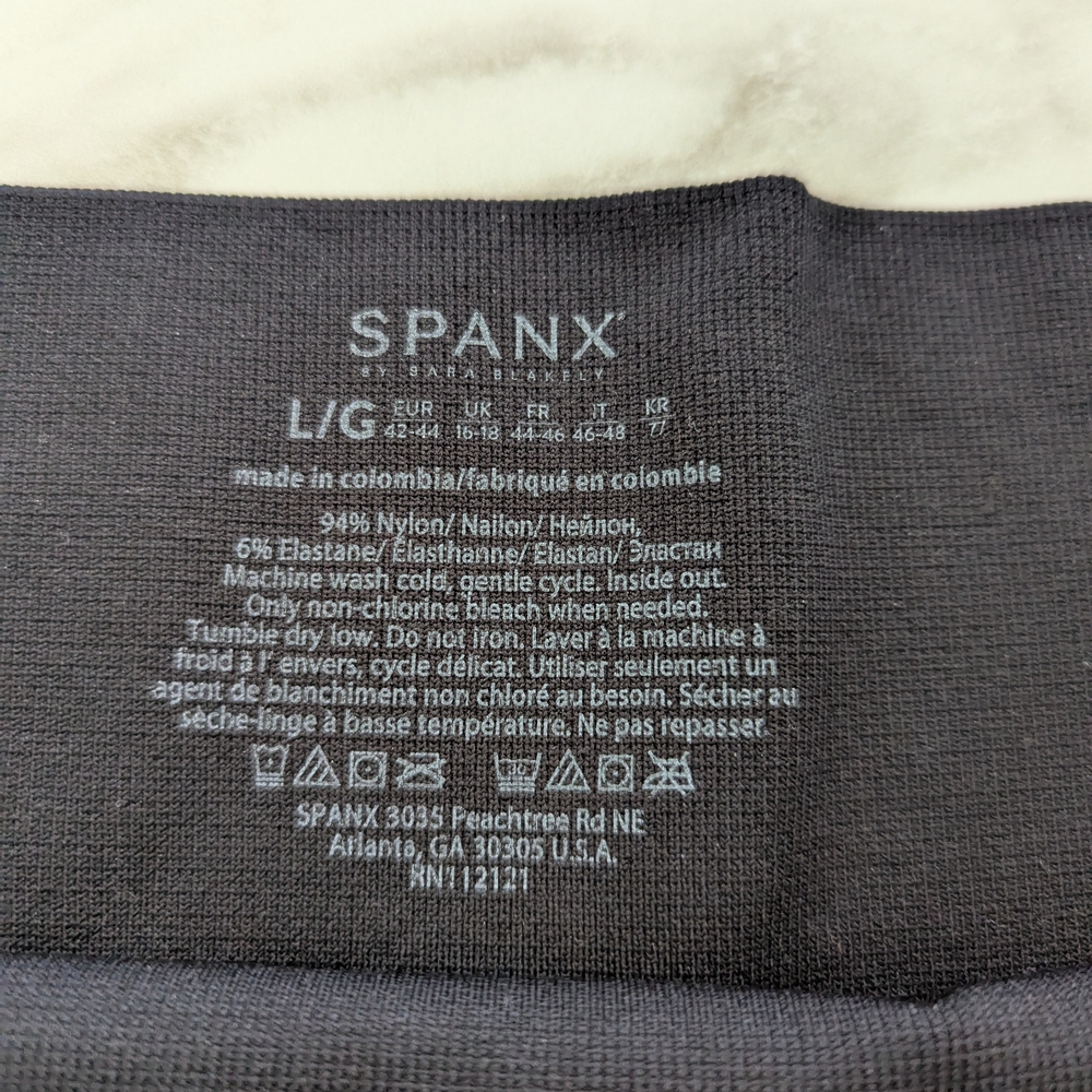 Spanx Look At Me Now Black Leggings